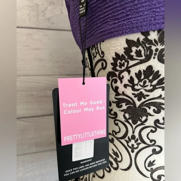 PrettyLittleThing | NWT Women’s Purple Underwired Crinkle Bikini Top - Picture 5 of 8